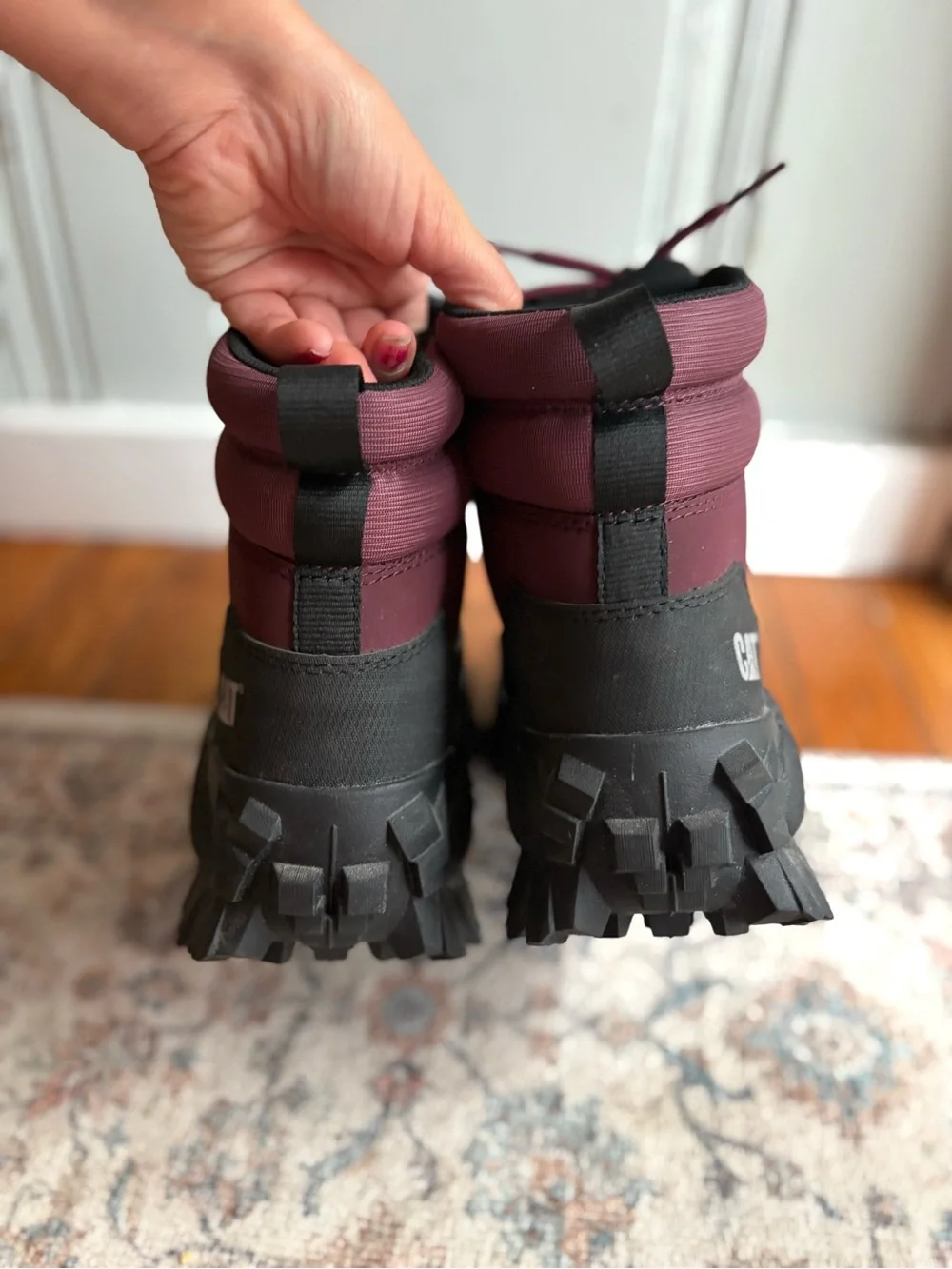 Womens size 7.5 CAT Tresspass Waterproof Galosh Boots Red Wine & Black Mens 6